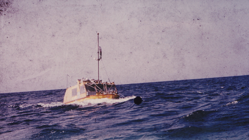 Illustration for article titled The Time A Guy And His Wife Sailed Across The Ocean In An Amphibious Jeep